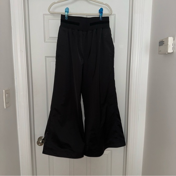 Fenty X Puma | Rihanna X Puma Black Parachute Pants - Picture 5 of 9